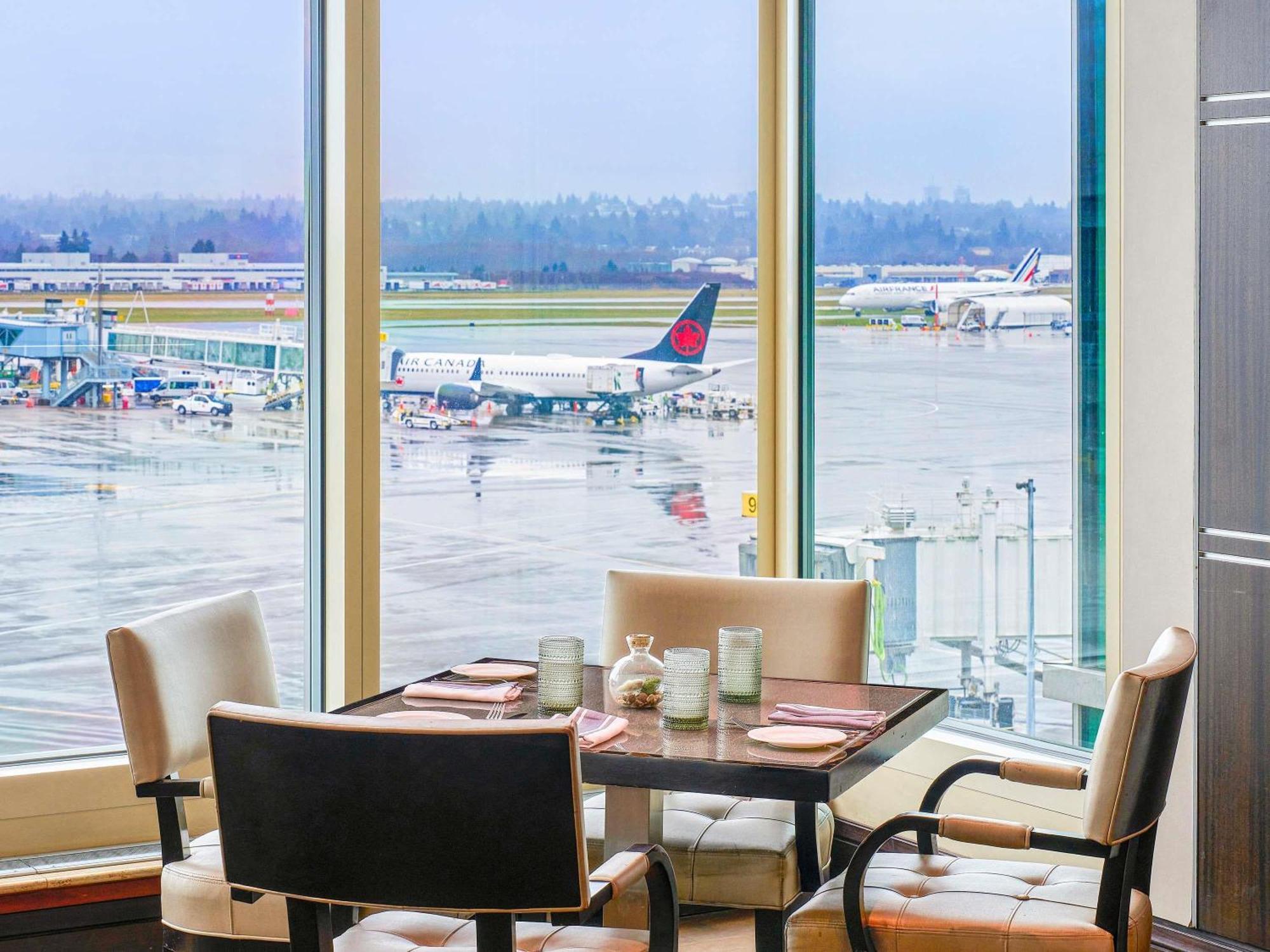 Fairmont Vancouver Airport In-Terminal Hotel Richmond Ngoại thất bức ảnh